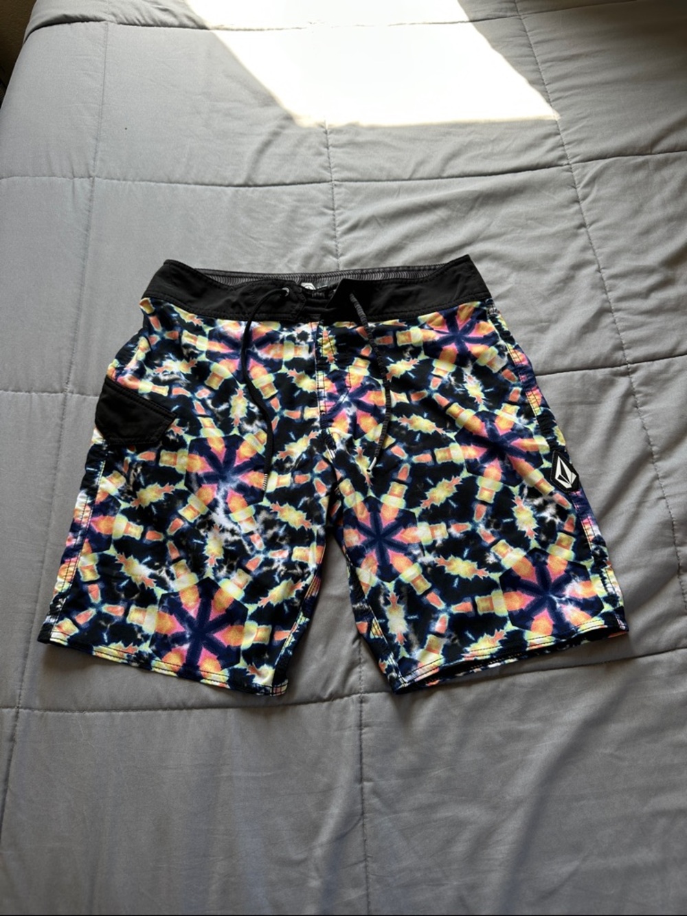 Men's Volcom Mod Revoke Board Shorts